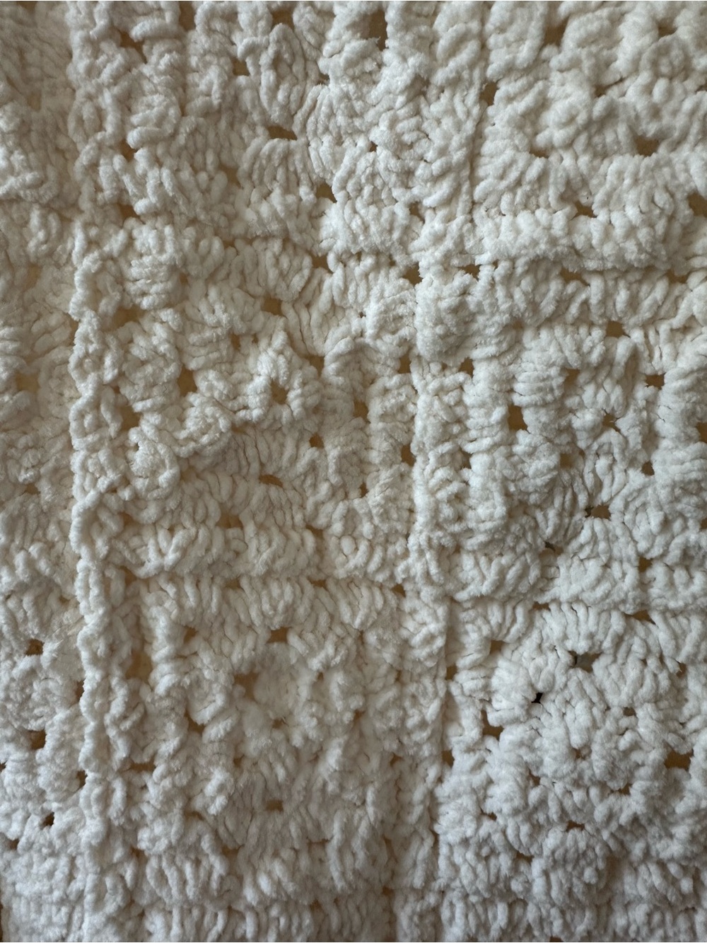 POL Cream Crochet Sweater - Picture 4 of 12